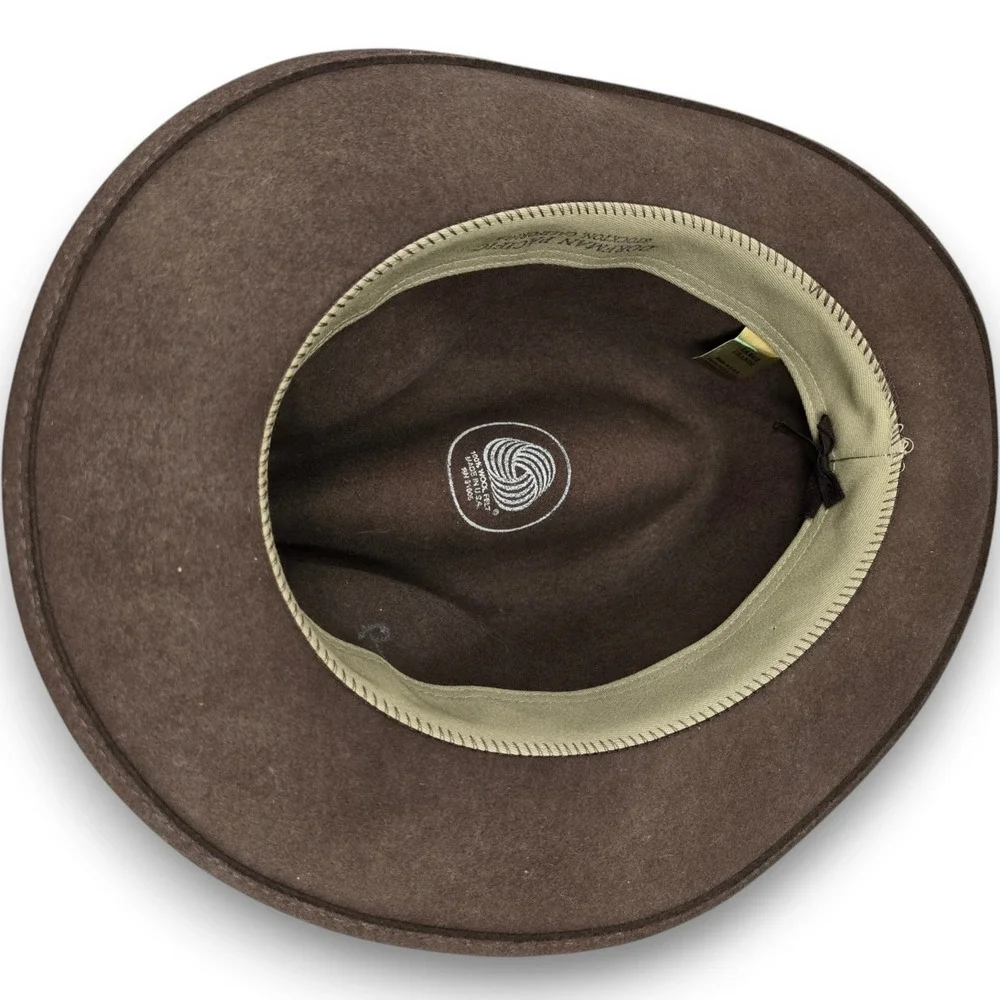 Dorfman Goodman classic wool